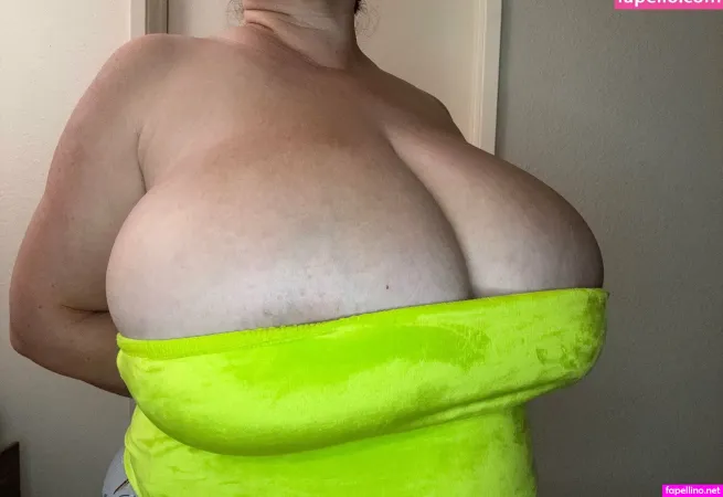 Busty34n OnlyFans Thumbnail #HWPYSrO4ac