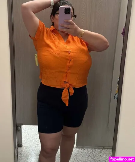 Busty34n OnlyFans Thumbnail #O2gWOrQMEF