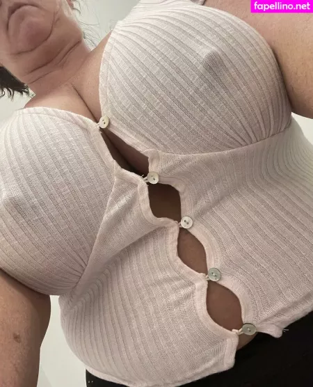 Busty38hh OnlyFans Thumbnail #MgzEgTQKgF
