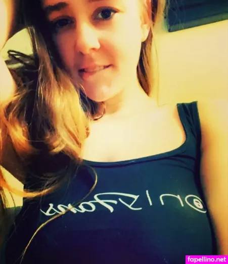 Bustybabe OnlyFans Thumbnail #qrlK1k05F1