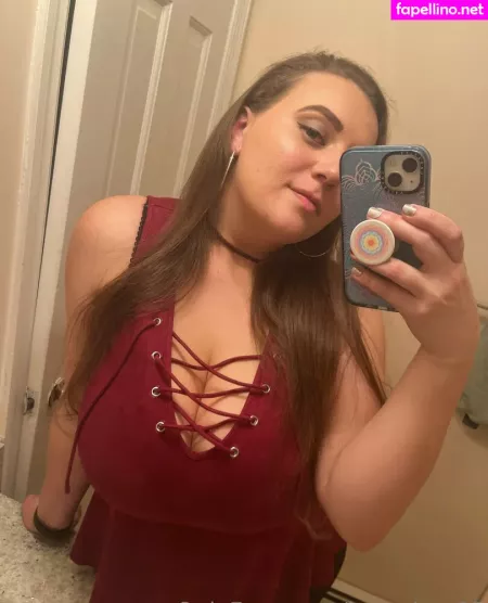 Bustybae95 OnlyFans Thumbnail #oYpQhmNpz3