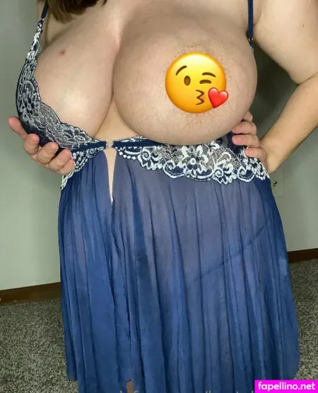 Bustybecca92 OnlyFans Thumbnail #oqJACNsWoI
