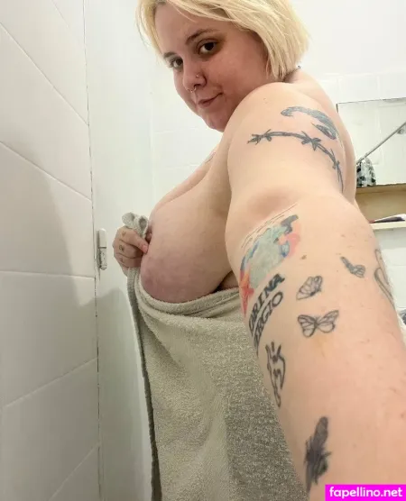 Bustyblondibabby OnlyFans Thumbnail #4qPHQy4O7n