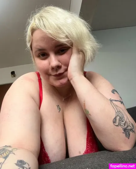 Bustyblondibabby OnlyFans Thumbnail #nkWGAsv9Cd