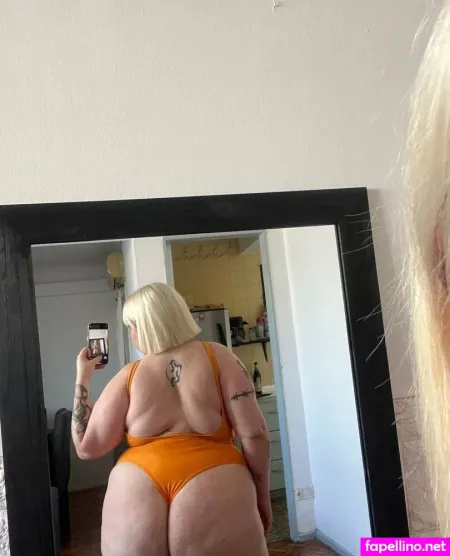 Bustyblondibabby OnlyFans Thumbnail #p4rtJrskfc