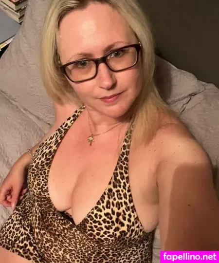 Bustyblondmombshell OnlyFans Thumbnail #hGD4itiOXl