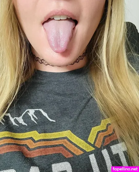 Bustybre3zy OnlyFans Thumbnail #2OwmdopcXK