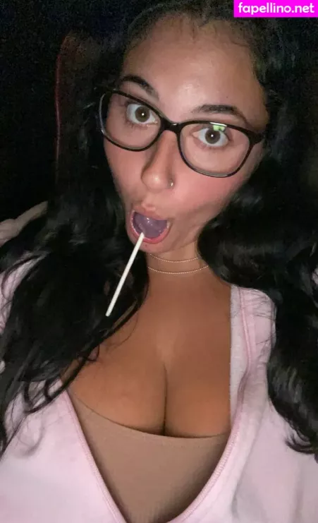 Bustybri OnlyFans Thumbnail #qQH7pmaEDm