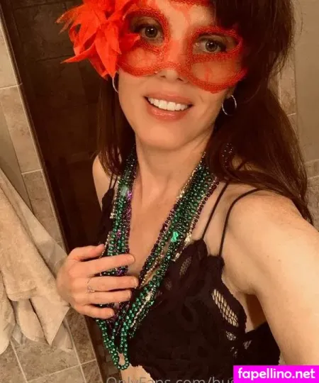 Bustybrooke01 OnlyFans Thumbnail #24WkrZ4YCa