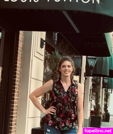 Bustybrooke01 OnlyFans Thumbnail #MIg9Vejtce