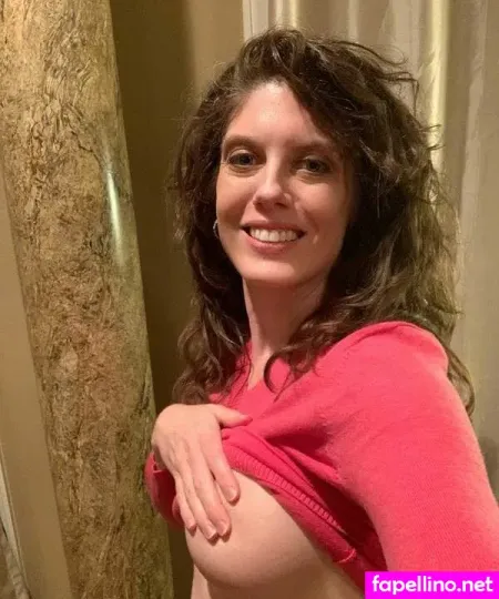 Bustybrooke01 OnlyFans Thumbnail #dIf39kQbX7