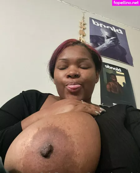 Bustyebonyslxt OnlyFans Thumbnail #kC4W195idR