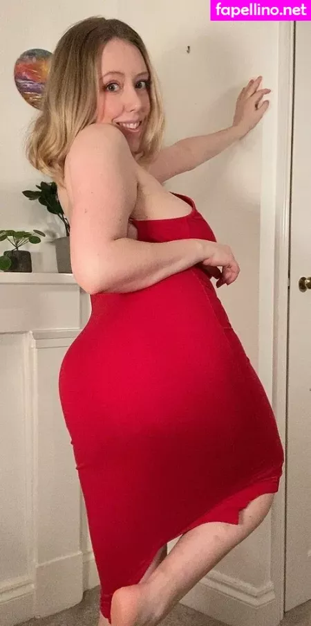 Bustylily OnlyFans Thumbnail #v71rB4p27e