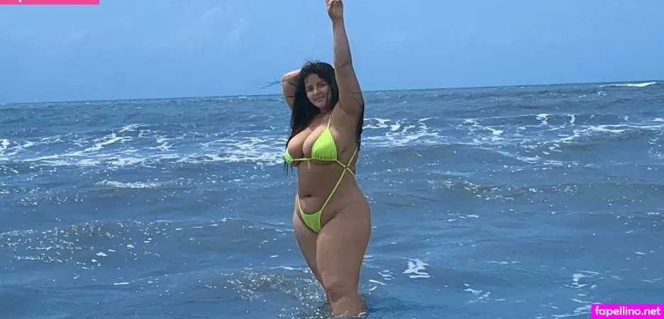 Bustyluciana OnlyFans Thumbnail #wMlSgBfNdT