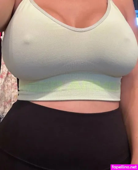 Bustylustybrunette OnlyFans Thumbnail #pJX808xmq9