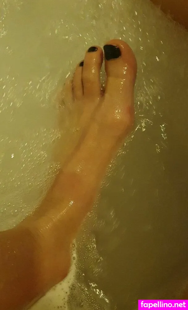 bustyredonyx Nude Leaked OnlyFans Photo #E4hLvComYu