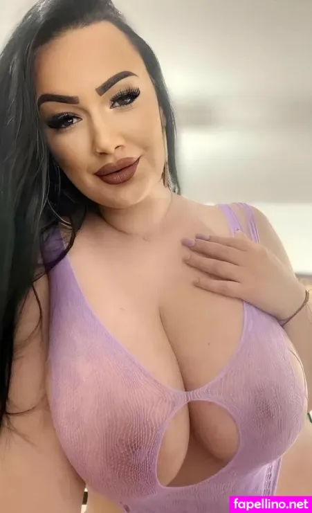 Bustysexylora OnlyFans Thumbnail #XKQtCSSpbk