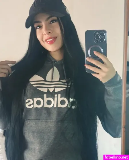 Bustysofia OnlyFans Thumbnail #Qv4SxaZ2IY