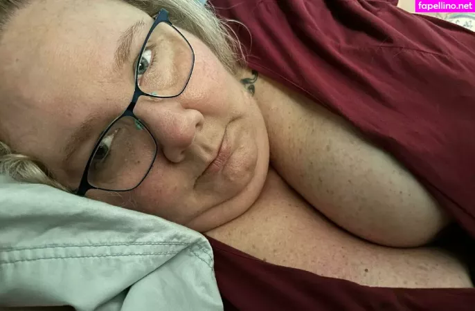 Bustywench OnlyFans Thumbnail #cMEg04R7xu