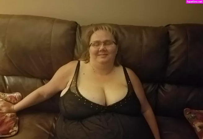 Bustywench OnlyFans Thumbnail #w5MSYHSndK