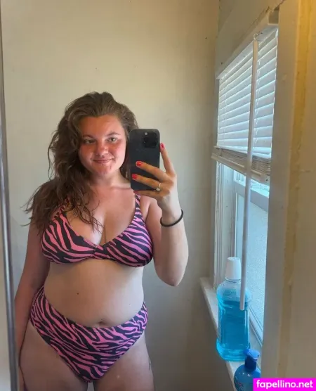 Bustyybabe69 OnlyFans Thumbnail #ReZUpEzapB