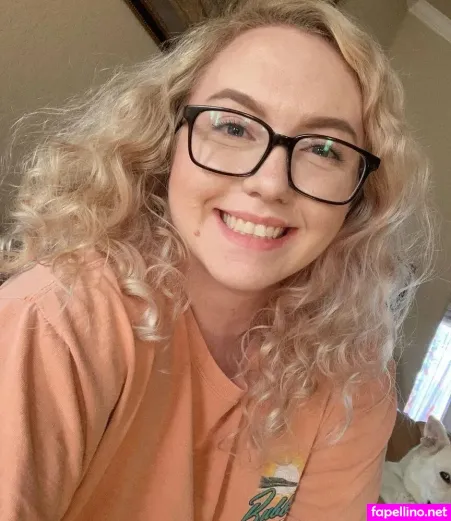 Bustyybriiix OnlyFans Thumbnail #PptyN6SQvt