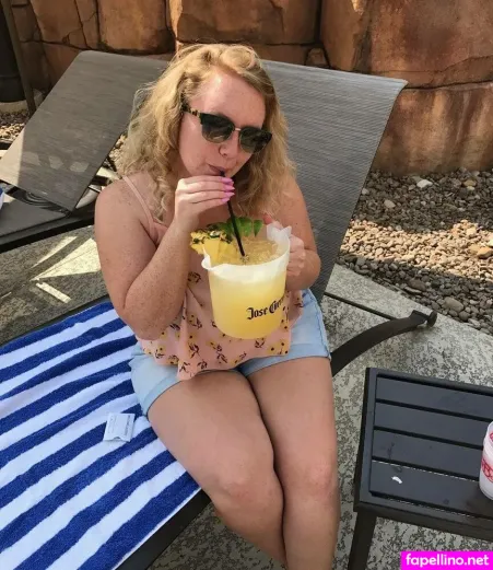 Bustyybriiix OnlyFans Thumbnail #uZXViN5Zi8