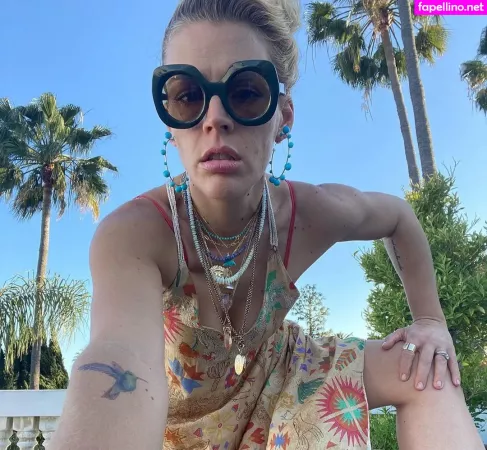 Busy Philipps OnlyFans Thumbnail #GvVw3XnKFP