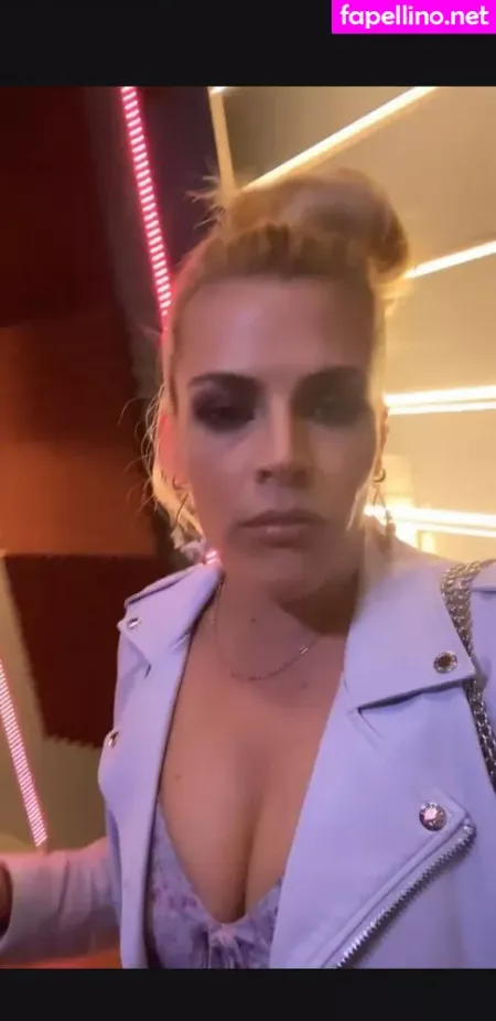 Busy Phillips OnlyFans Thumbnail #FE3MzGNfuz