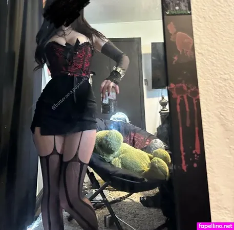 Butter On A Poptart69 OnlyFans Thumbnail #9ExRKNkP48