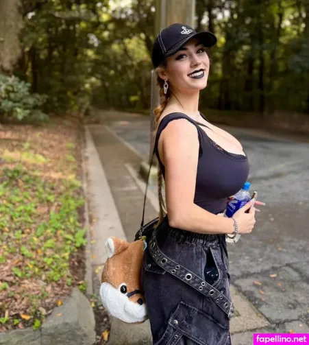 Buttercup Cosplay Main Profile Photo