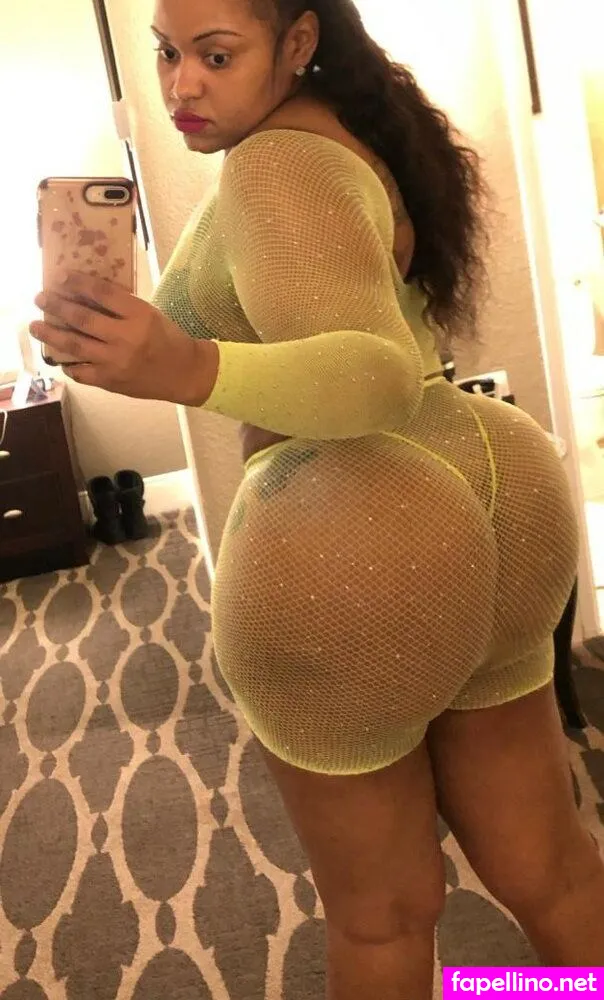 butterflybee89, iloveshantellb Nude Leaked OnlyFans Photo #LrZcc5Wq81