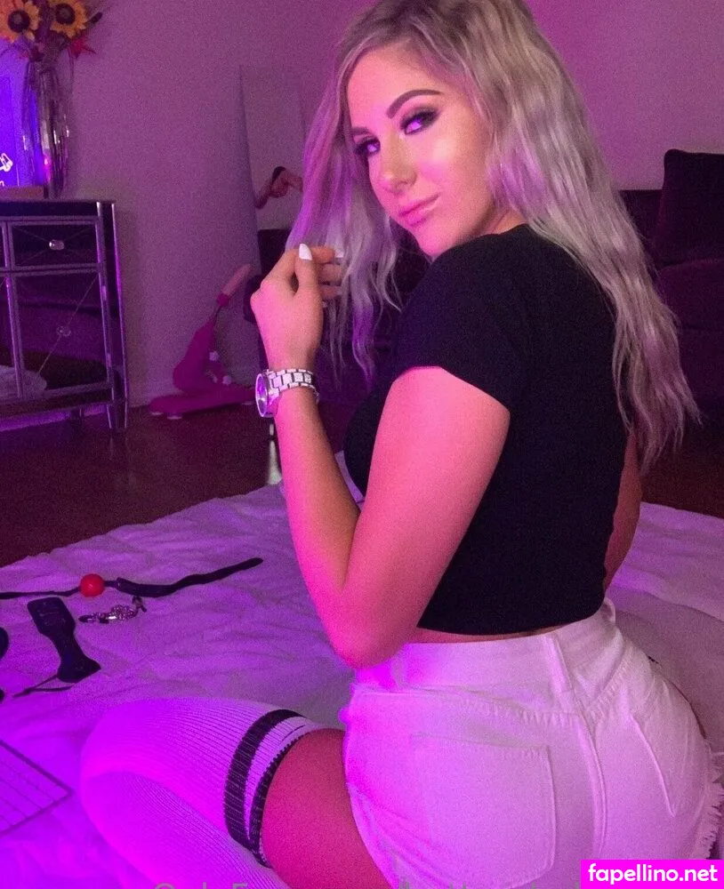 Brittany Benz, LolBambii_, bambi_y2k, butterybubblebutt Nude Leaked OnlyFans Photo #25Lv3ro4sg