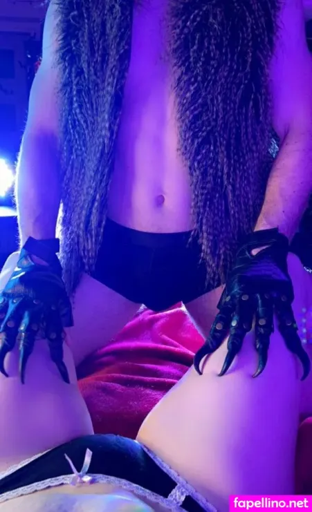 Buttonladyfree OnlyFans Thumbnail #qZTFWEf7q8