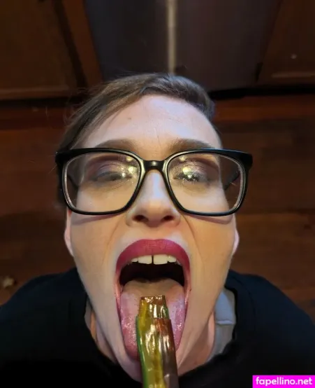 Buttonlove83 OnlyFans Thumbnail #FEjNZifq9j