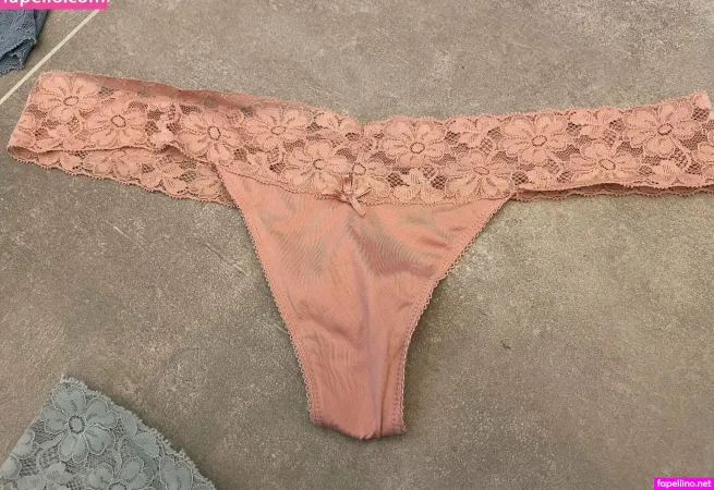 Buttstrutt OnlyFans Thumbnail #XHomxdOsWV