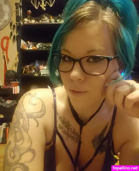 Buxombat OnlyFans Thumbnail #6hCwL3UH5o