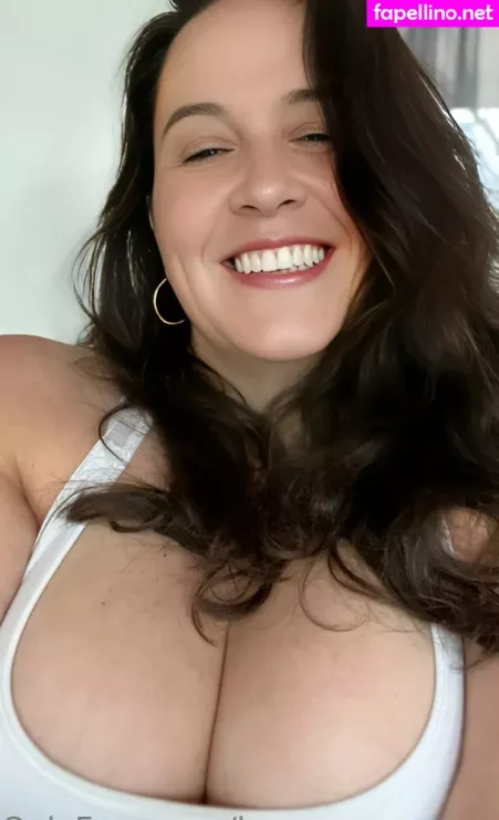 Buxomemmanuellefree OnlyFans Thumbnail #IFGb3cNDRa