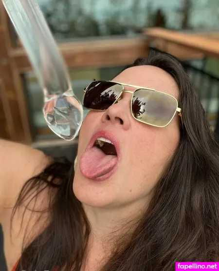 Buxommariefree OnlyFans Thumbnail #J4oXVNz29Q