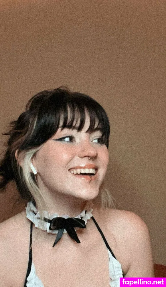 bvnnybeth, vampireliquor Nude Leaked OnlyFans Photo #7qKGI5gxNd