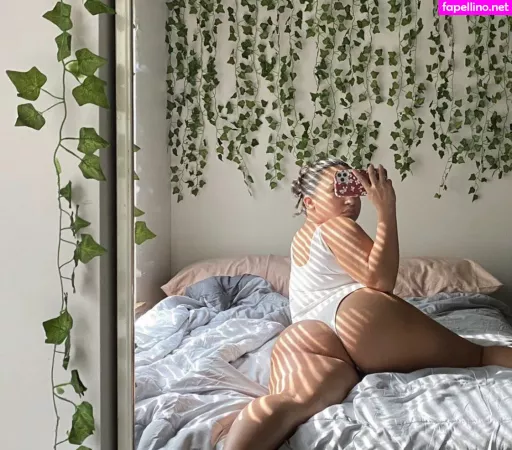 Bvxrachelle OnlyFans Thumbnail #mDKcC9XVM9