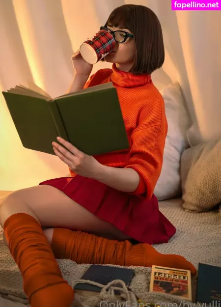 By Yulli OnlyFans Thumbnail #21EVe6hKK9