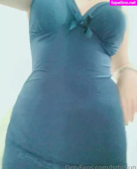 Bzbkcup OnlyFans Thumbnail #R4L4wEs2mg