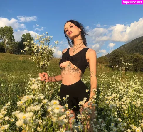 C0m9ts OnlyFans Thumbnail #DLS8846EJb