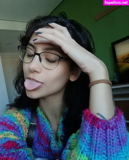 Cacamoe OnlyFans Thumbnail #szSxSxyrwt