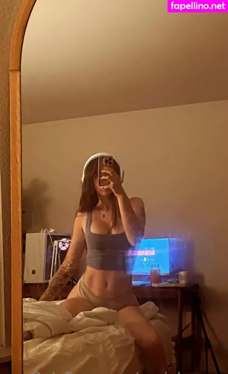 Caciakersey OnlyFans Thumbnail #uG4SdL32oi