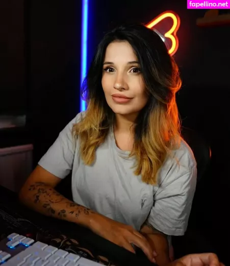 Cadaea 1 OnlyFans Thumbnail #L0sZiHf2A1