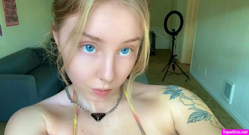 Caffeineslxt OnlyFans Thumbnail #R4AwFoZlPo