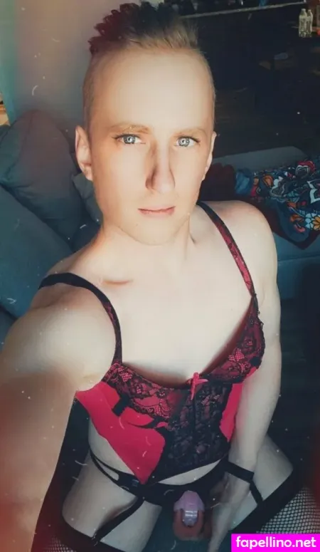 Cagedsissy2020 OnlyFans Thumbnail #9X6kEShlpQ