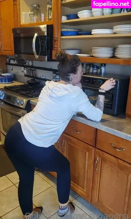 Cahiraoona OnlyFans Thumbnail #33V42xsSP9